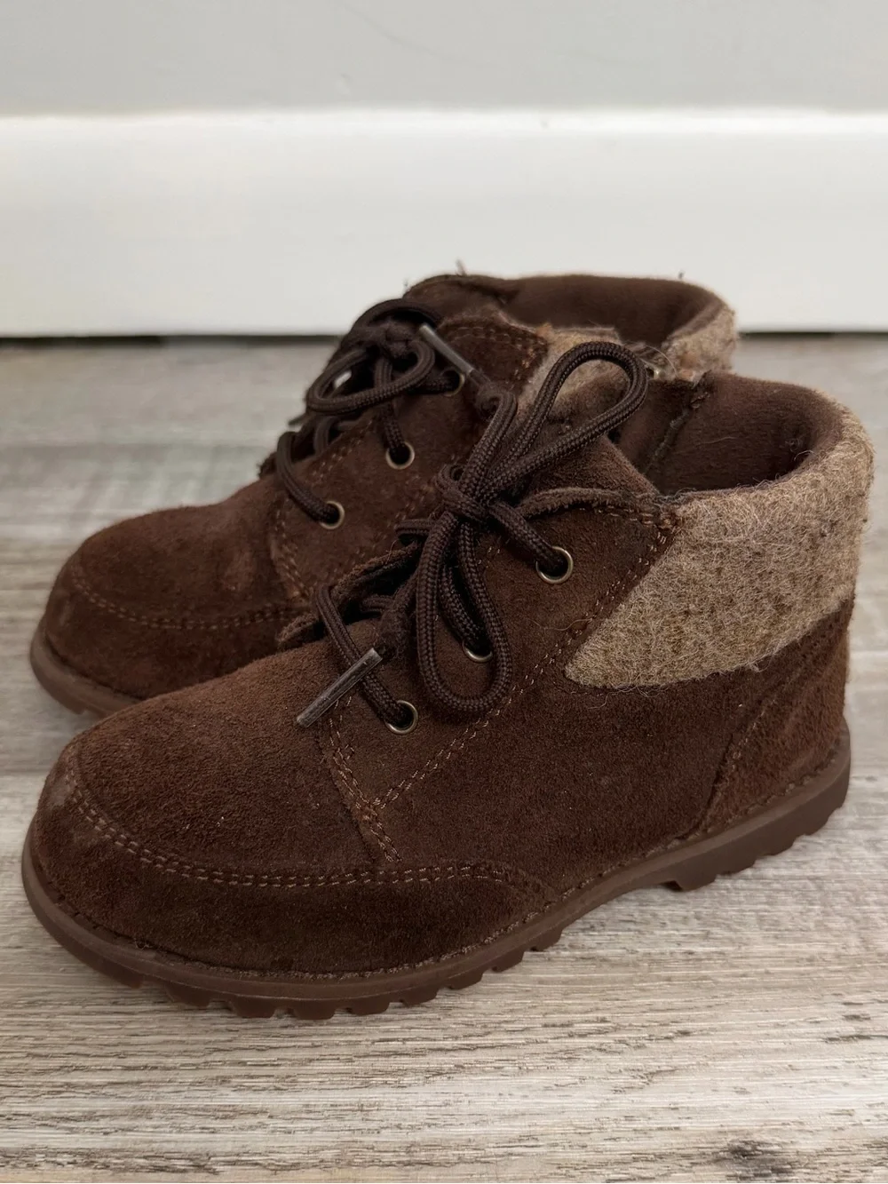 UGG Orin Wool & Leather Brown Boots Shearling Insert Toddler/Little Kid, size 9